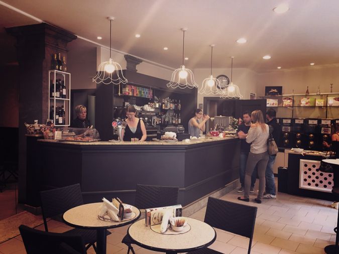 area food arredamento bar gelateria varallo nuova idea dolce 02