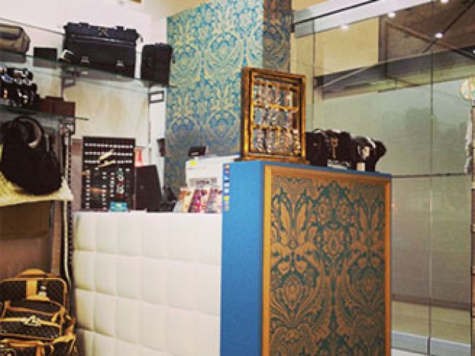 arredamento negozio accessori chiasso