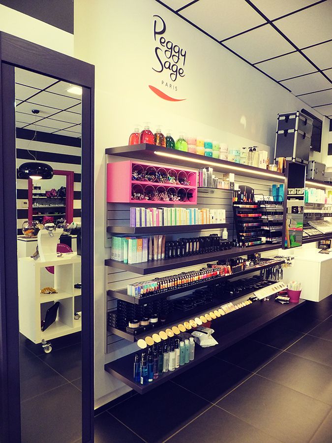 shop design arredamento negozi geg hair borgosesia parete makeup